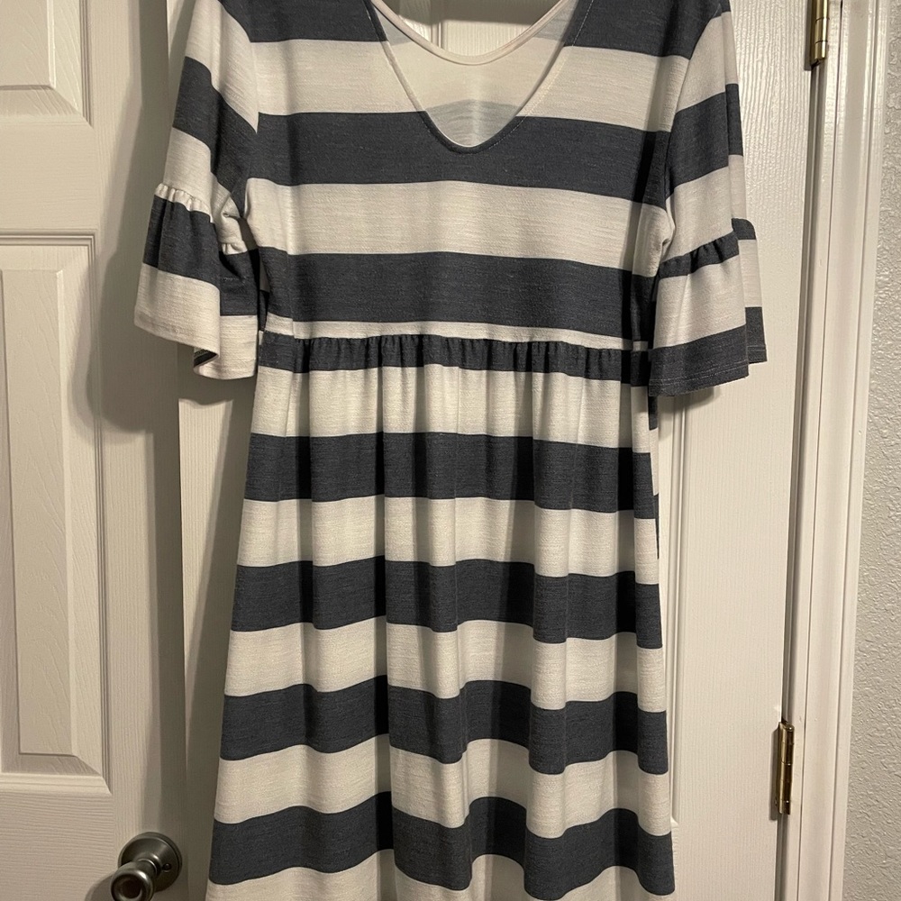 This Blue and white dress is perfect for the summer!